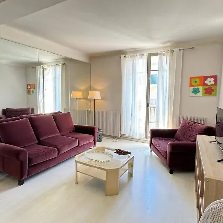 Apartament T3 En Centre Avec Parking *