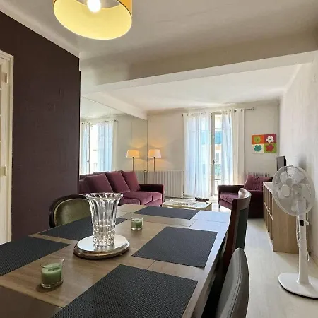 T3 En Centre Avec Parking Apartament Béziers
