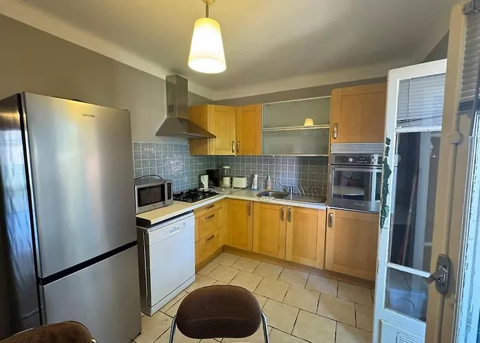 Apartamento T3 En Centre Avec Parking *